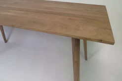 Esstisch Retro Massivholz Trapez Akazie Natur 180/90