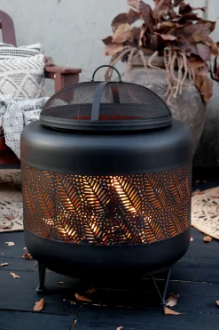 Feuerstelle Outdoorofen Feuerofen Kaminofen Metall Lochstahl