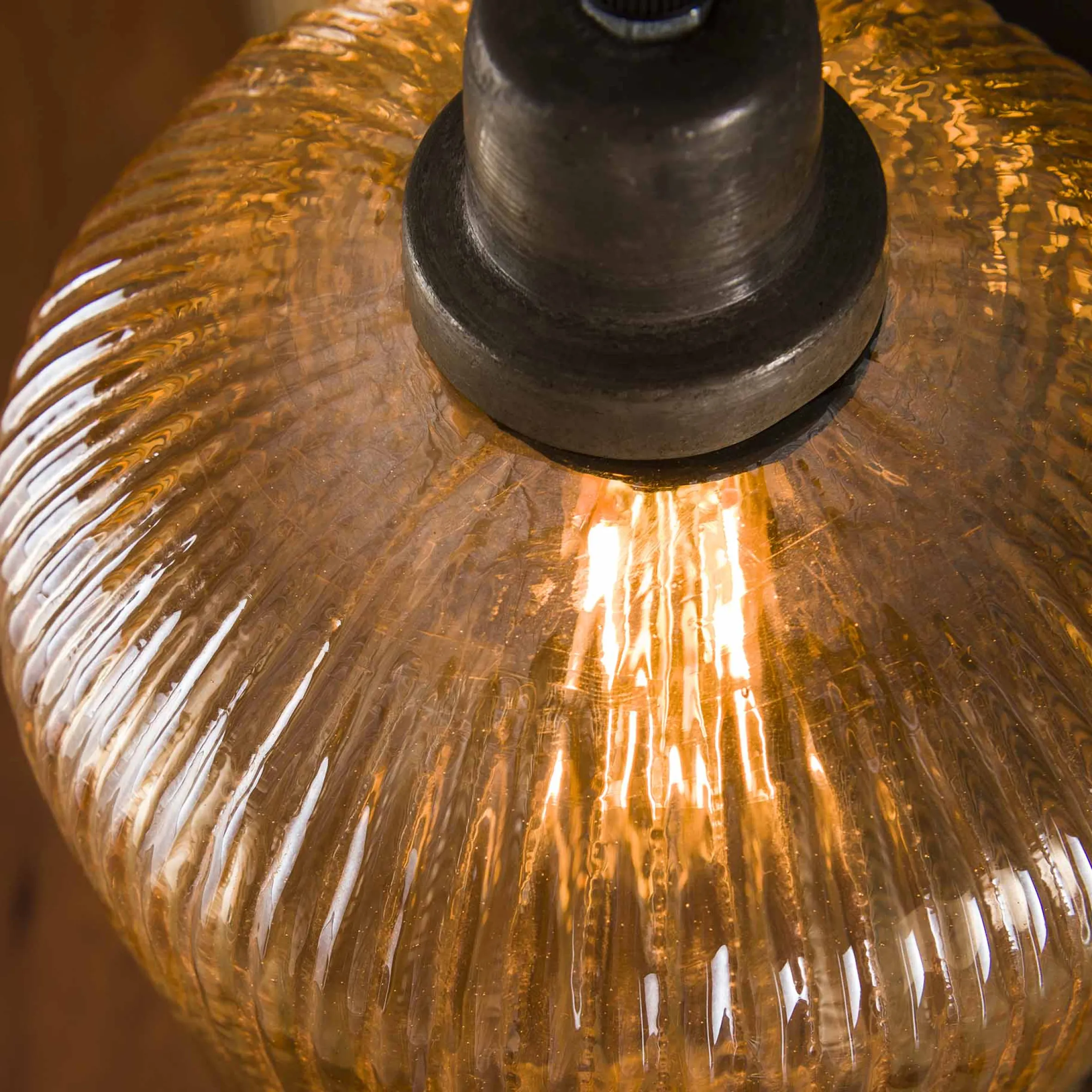 Hängelampe Retro Stripes 4 Glasschirme Bernstein