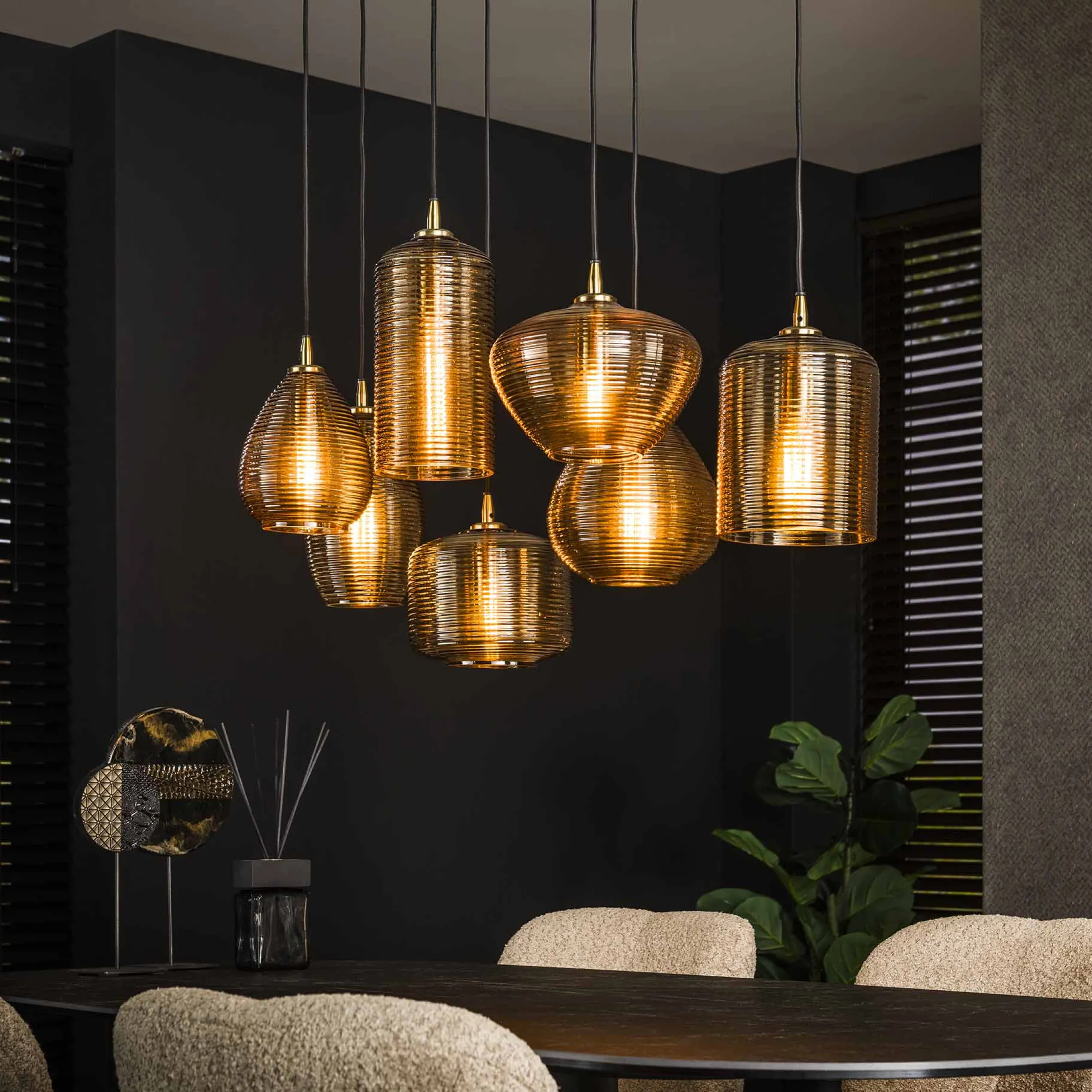 Hängelampe Retro Stripes Horizontal 7 Glasschirme Bernstein