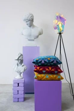 Retro Kissen Start The Fireworks in drei verschiedenen Farben