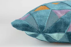 Retro Kissen Start The Fireworks in drei verschiedenen Farben