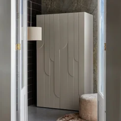 Retro Kleiderschrank Schlafzimmerschrank Rain in Beige mit zwei Böden und einer Kleiderstange