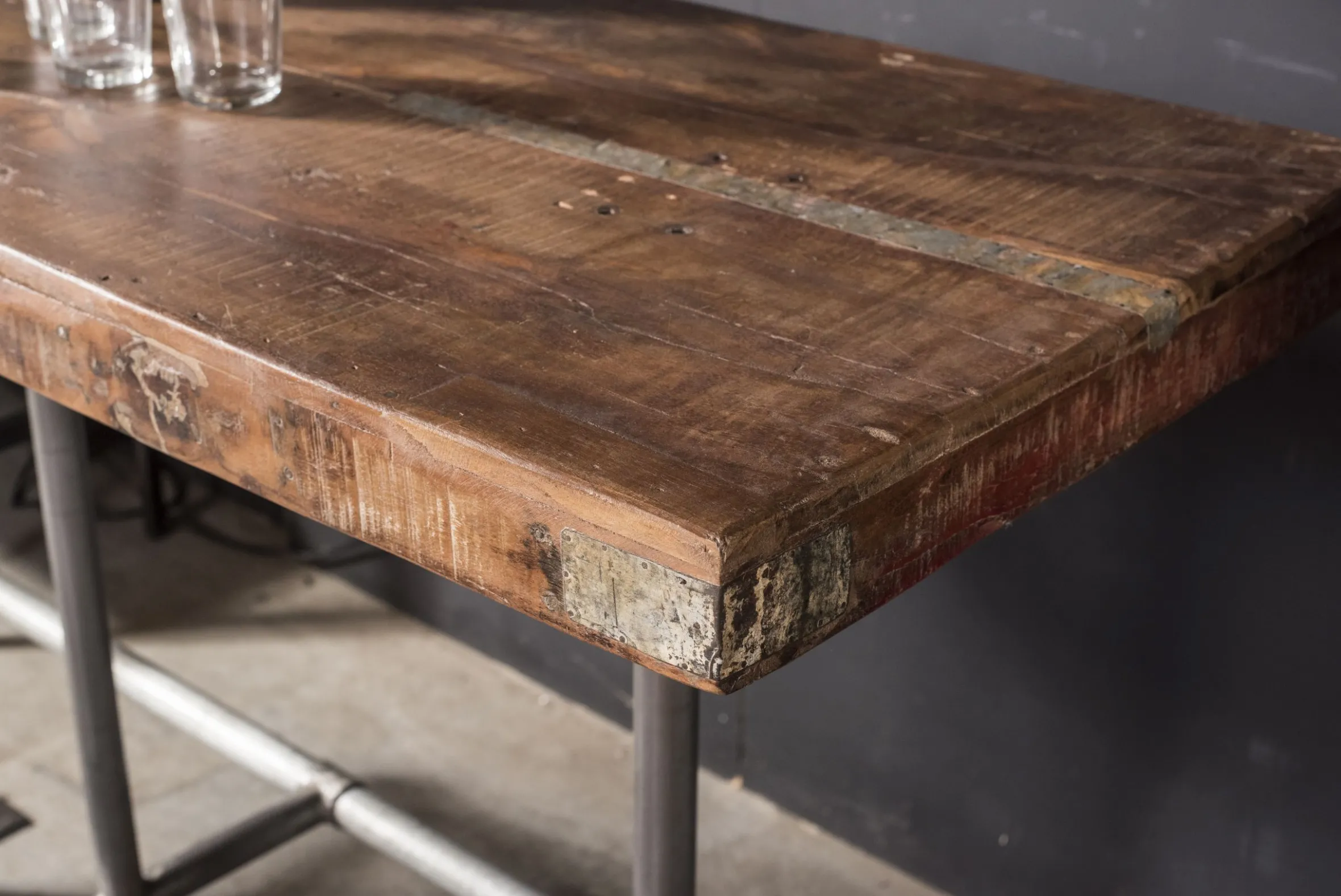 Stehtisch Bartisch Factory Vintage Recyceltes Holz 170/60/8