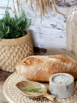 Tapasplatte Serviertablett Tours drehbar Mangoholz und Schnitzereien