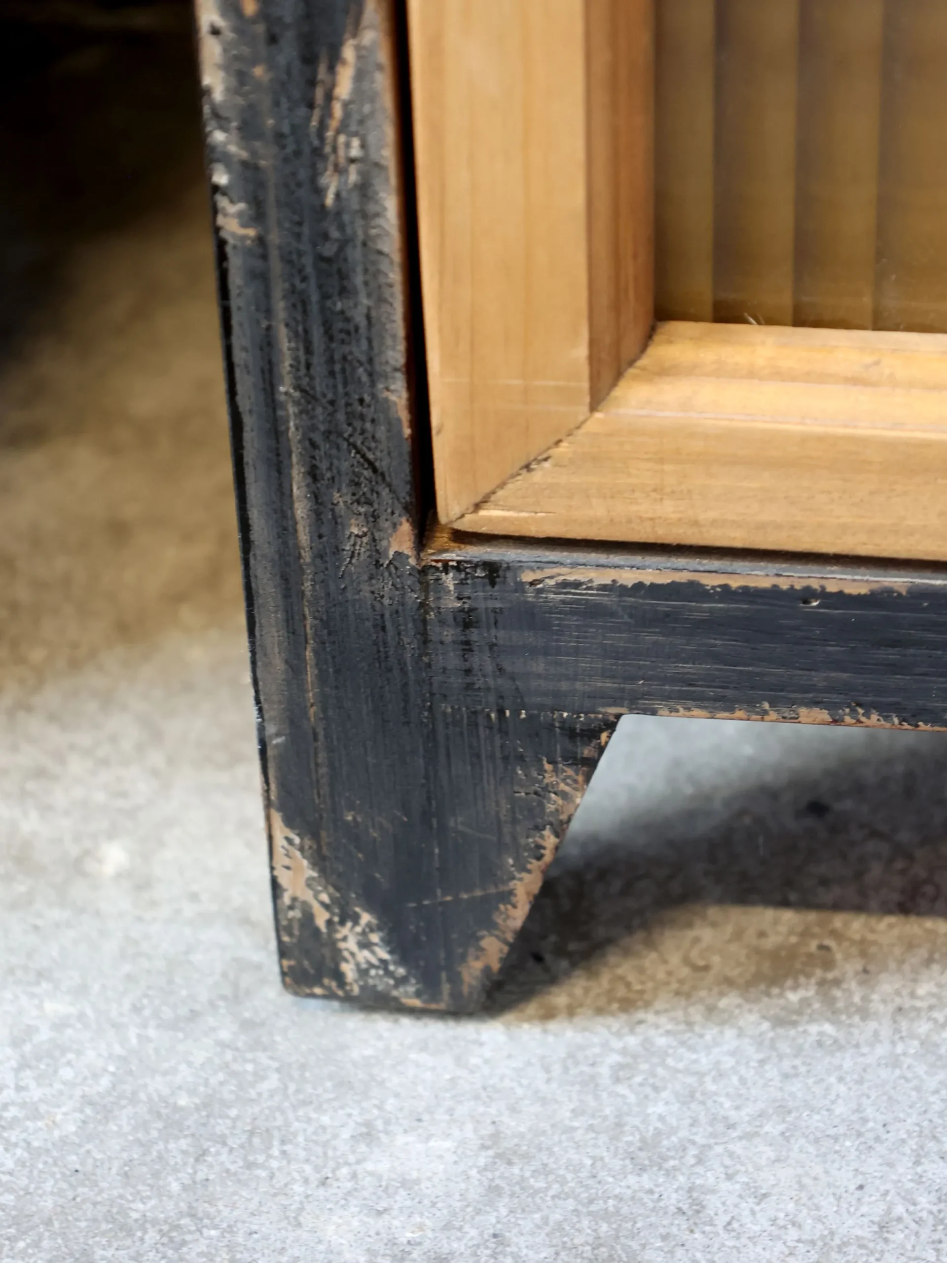 Vintage Vitrine Mathéo Holz Metall geripptes Glas