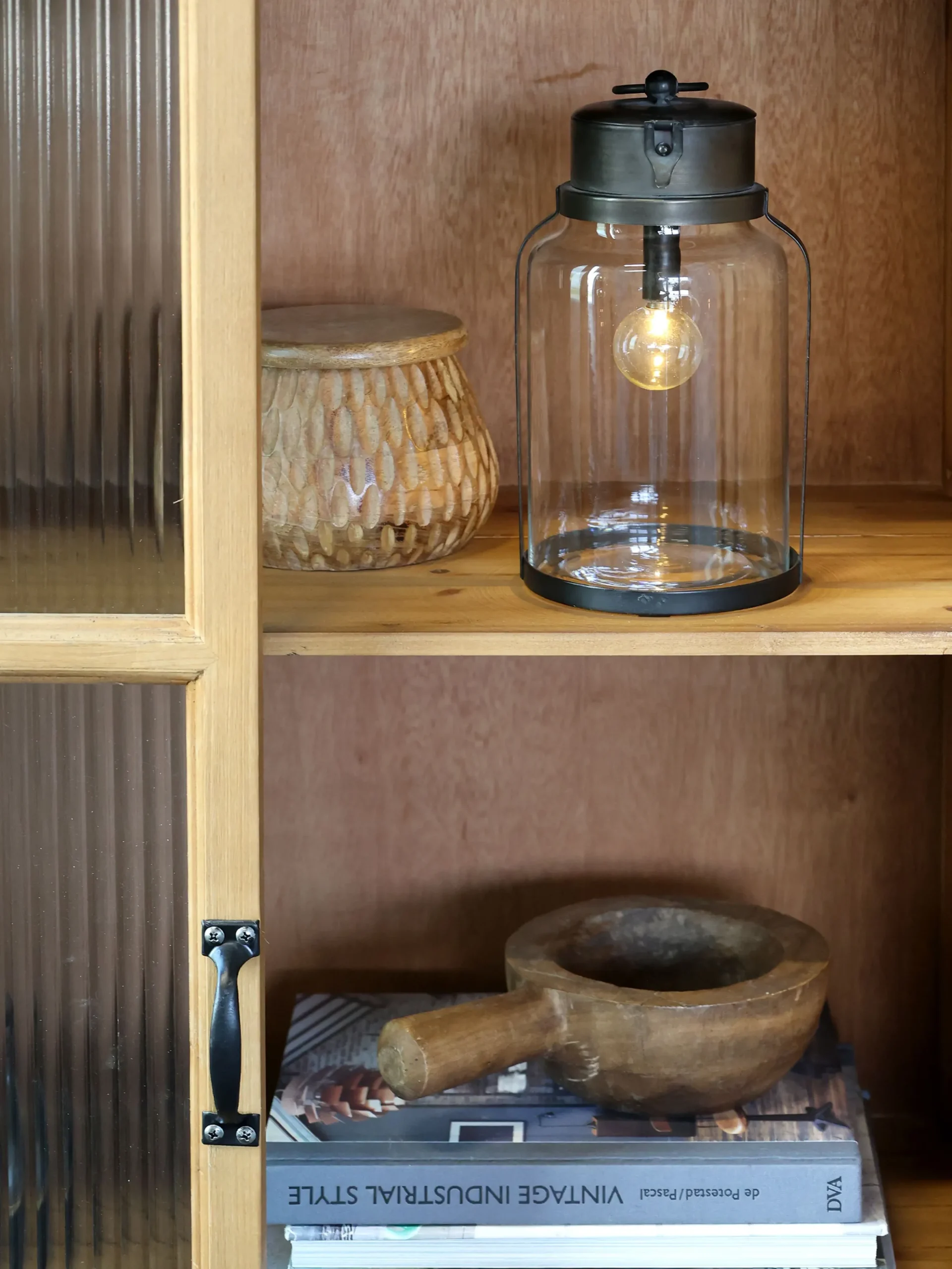 Vintage Vitrine Mathéo Holz Metall geripptes Glas